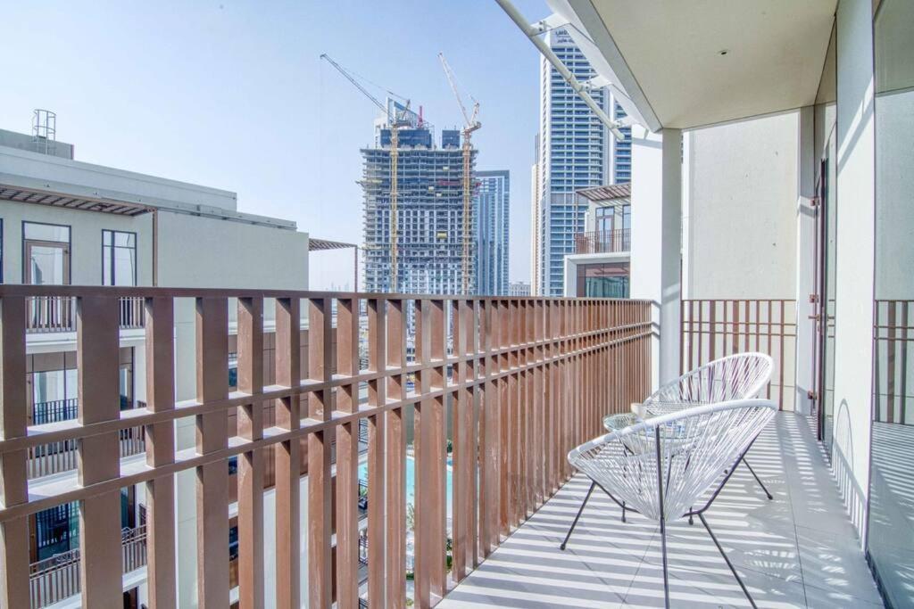 Apartment Luxury Living 1br At Sunset Creek 702